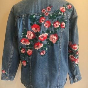 💗💗ISO Madewell Oversized Jean Jacket Embroidered